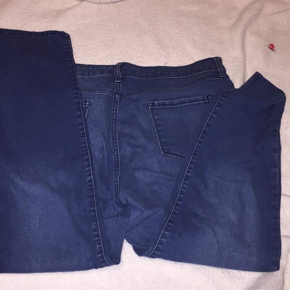 Jeans - Picture 2 of 2